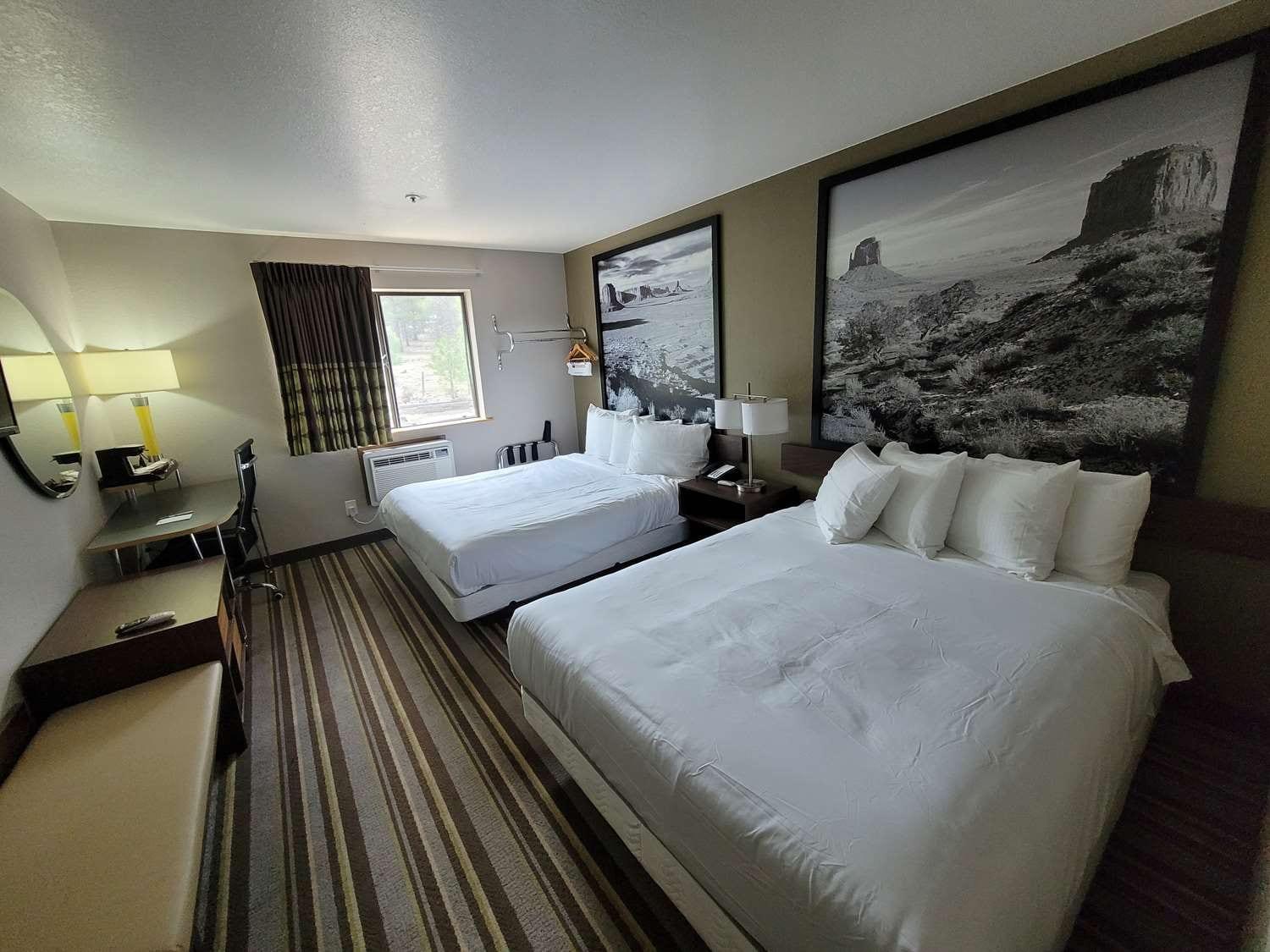 ซูเปอร์ 8 บาย วินด์แฮม วิลเลียมส์ อีสต์/แกรนด์ แคนยอน แอเรีย Hotel ภายนอก รูปภาพ